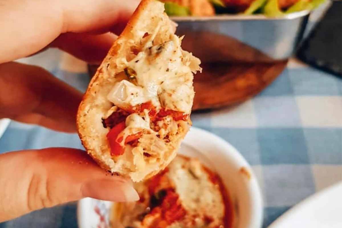 Iván Chefs Justo 3 Empanadas de carne y vegetales Envío a domicilio