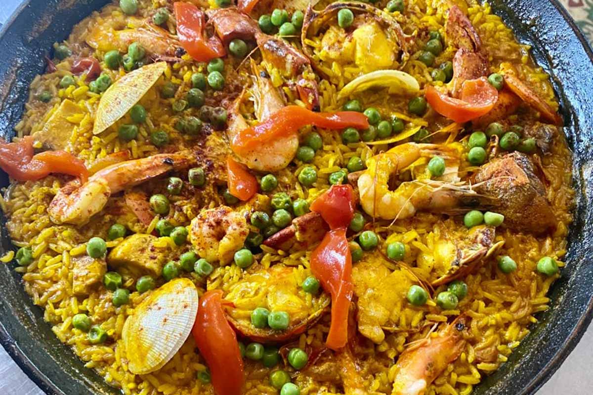 Iván Chefs Justo - Paella de mariscos (200 g; for 2 people) - Delivery