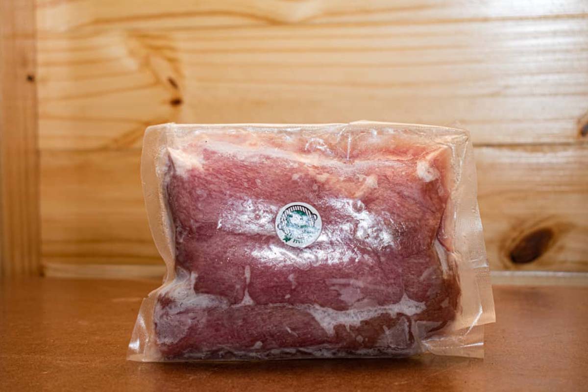 Al Crudo Vacuumsealed pork tenderloin (1 kg) Delivery Service